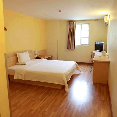 7 Days Inn Yangjiang Xinyue International Studio Dış mekan fotoğraf